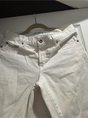 Blu Jeanious women’s  Flare leg Jeans in White